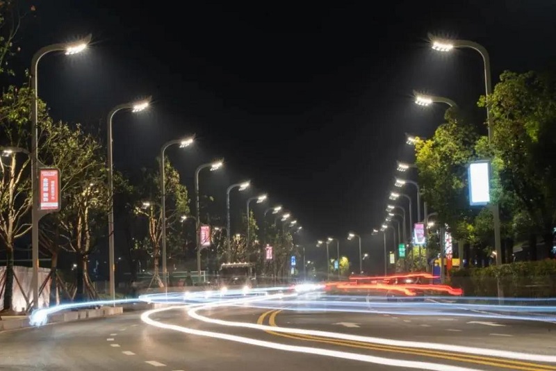 瑞峰光电智慧路灯管理系统助力重庆云阳开启智慧照明新时代