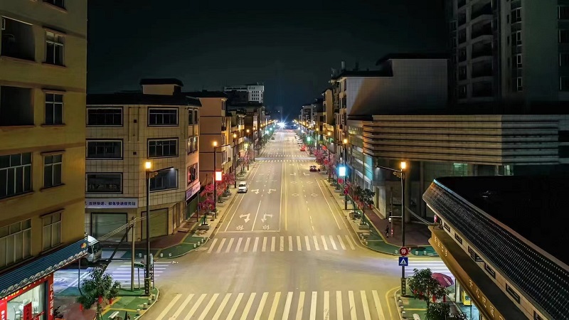 广东云浮300余智慧合杆调试完成